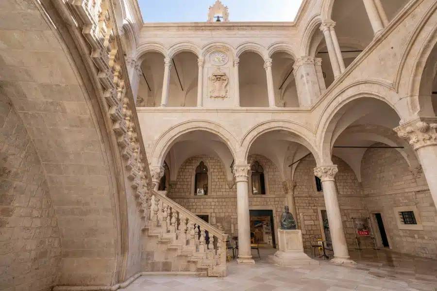 Le Palais du Recteur